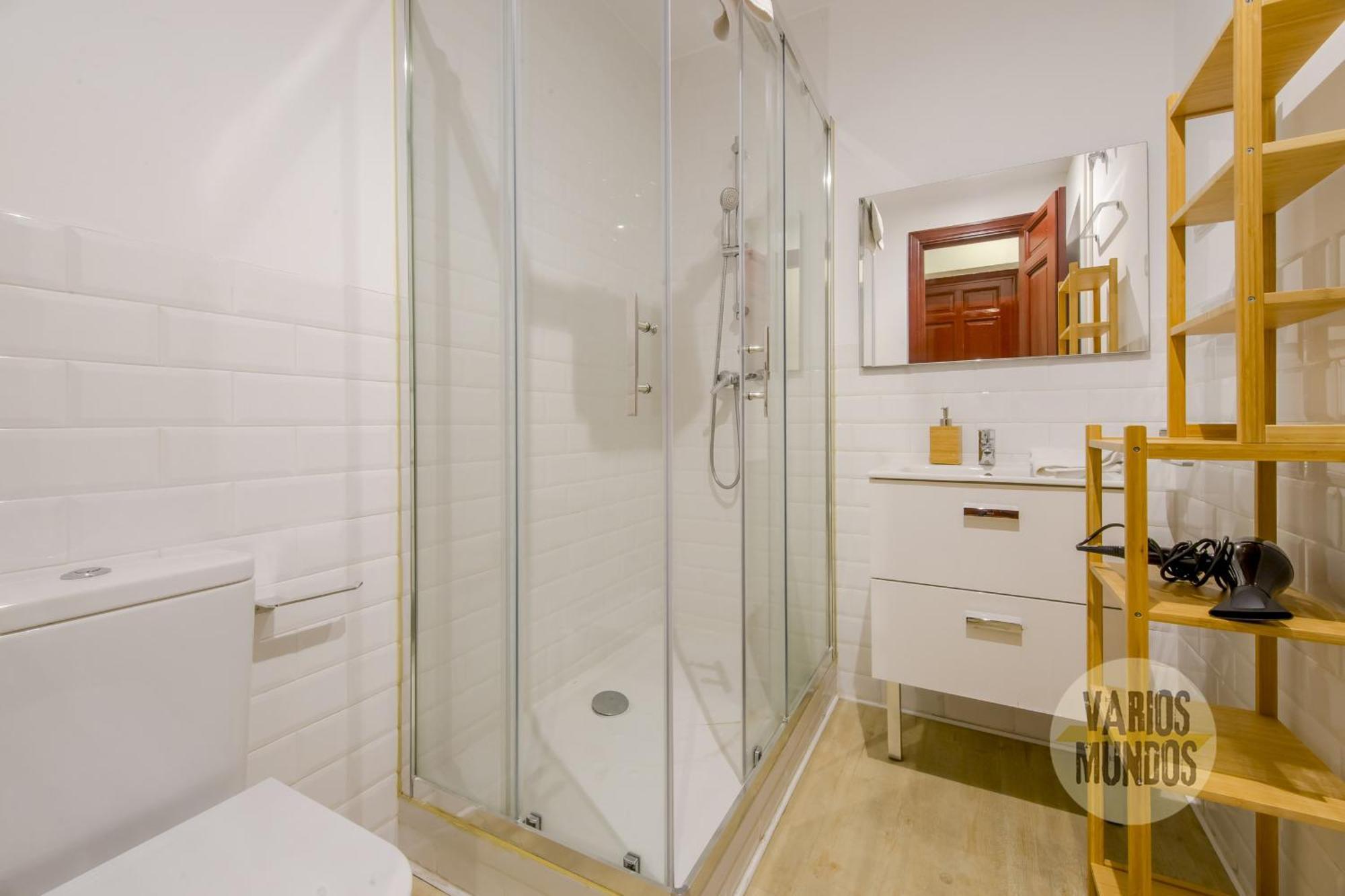 Beautiful Loft Para 3Pax En Huertas-Cortes Madrid Bagian luar foto