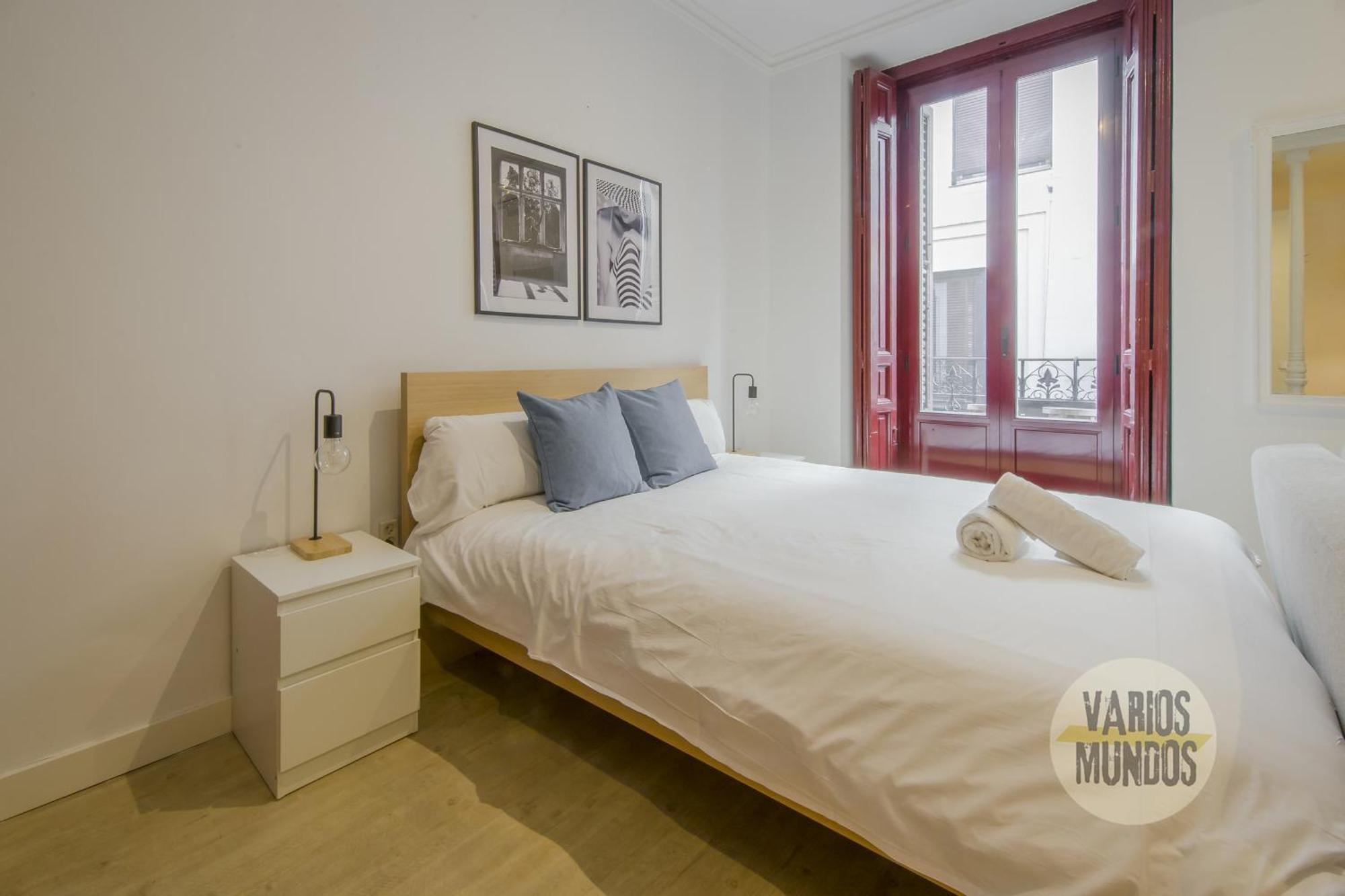 Beautiful Loft Para 3Pax En Huertas-Cortes Madrid Bagian luar foto